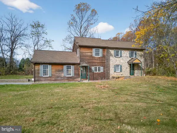275 Sally Ann Furnace Rd, MERTZTOWN, PA 19539