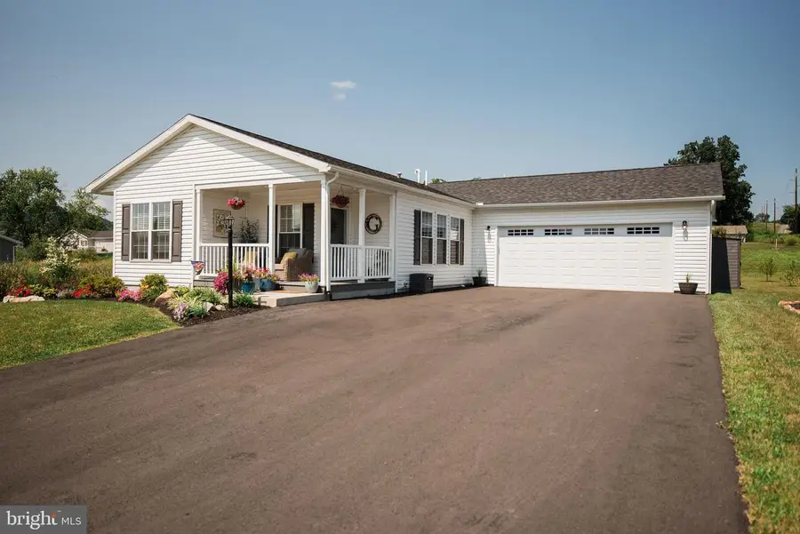 180 Eagles Watch S, Bechtelsville, PA 19505 - #2