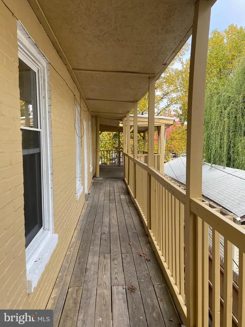 536 S 6th St, Reading, PA 19602 - #3