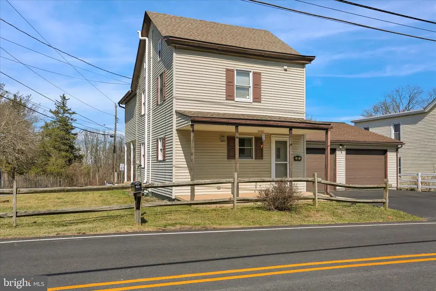 64 W Wesner Rd, Blandon, PA 19510 - #2
