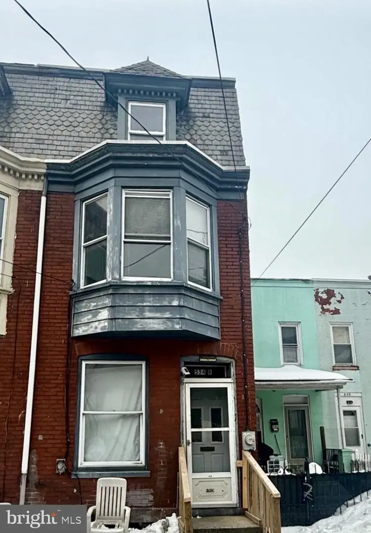 534 S 7th St, Reading, PA 19602 - #1