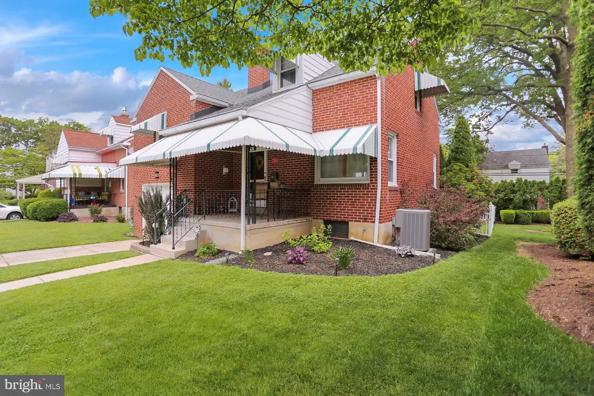 315 Dorchester Ave, Reading, PA 19609 - #1