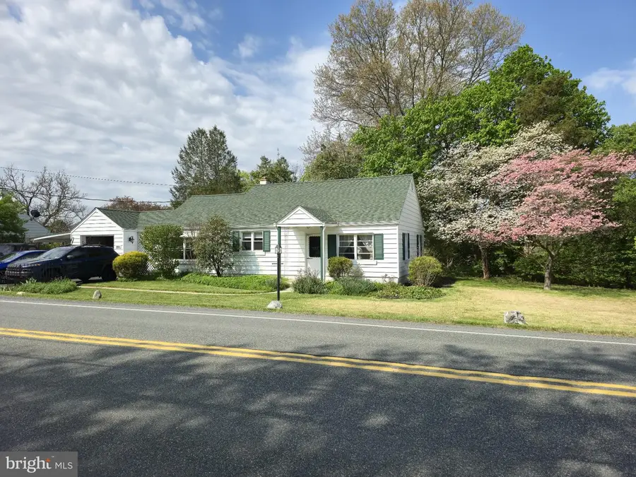 993 Gravel Pike, Palm, PA 18070 - #2