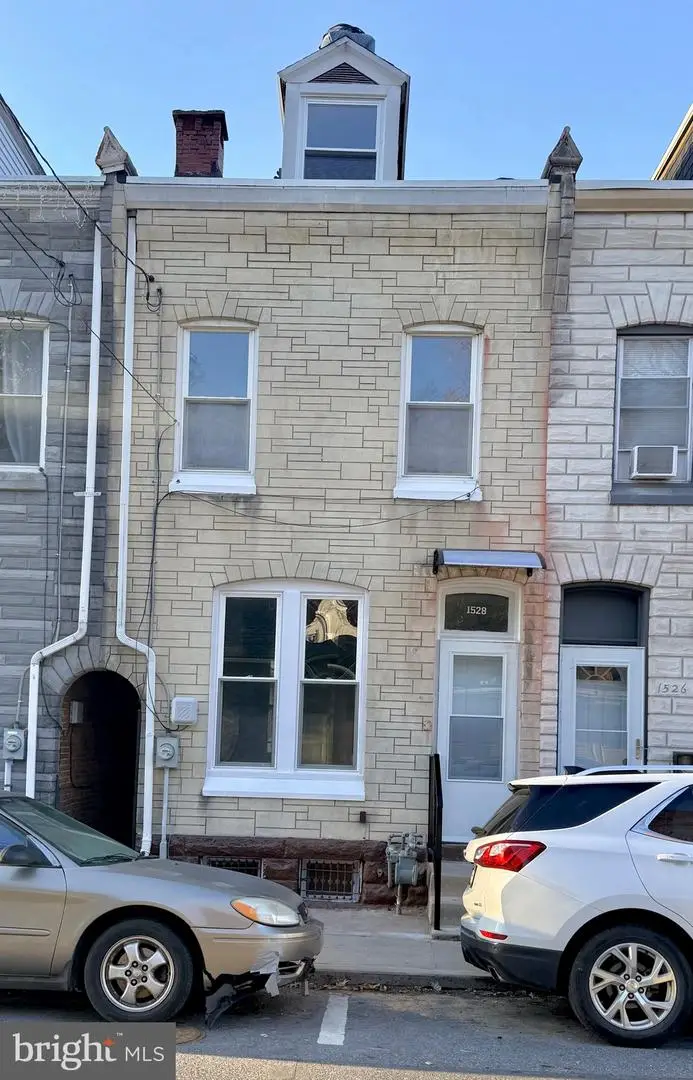 1528 Haak St, Reading, PA 19602 - #1