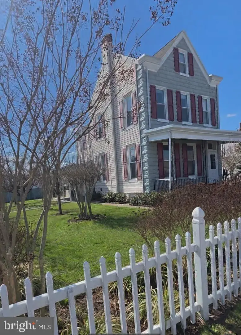 1200 Carbon St, Reading, PA 19601 - #2