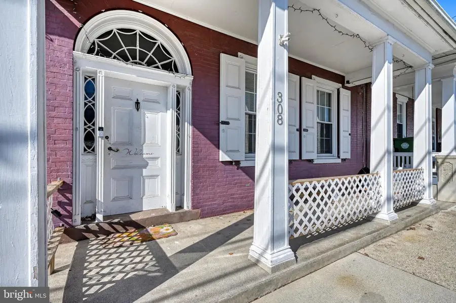 308 N Main St, Bernville, PA 19506 - #2