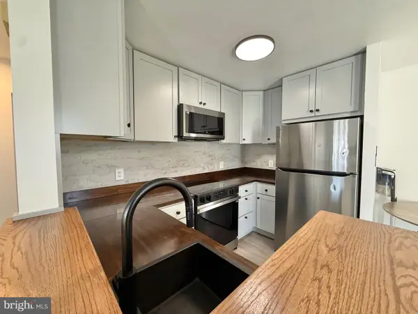 1334-l Wyomissing, READING, PA 19609