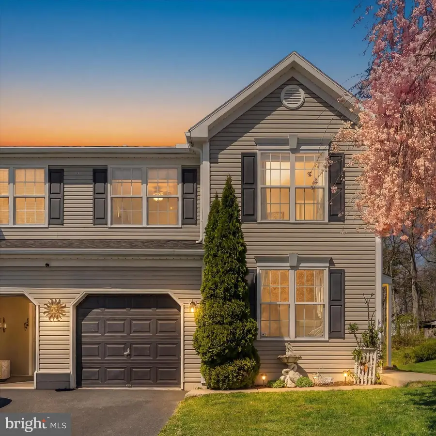 1054 Alexander Dr, Temple, PA 19560 - #2