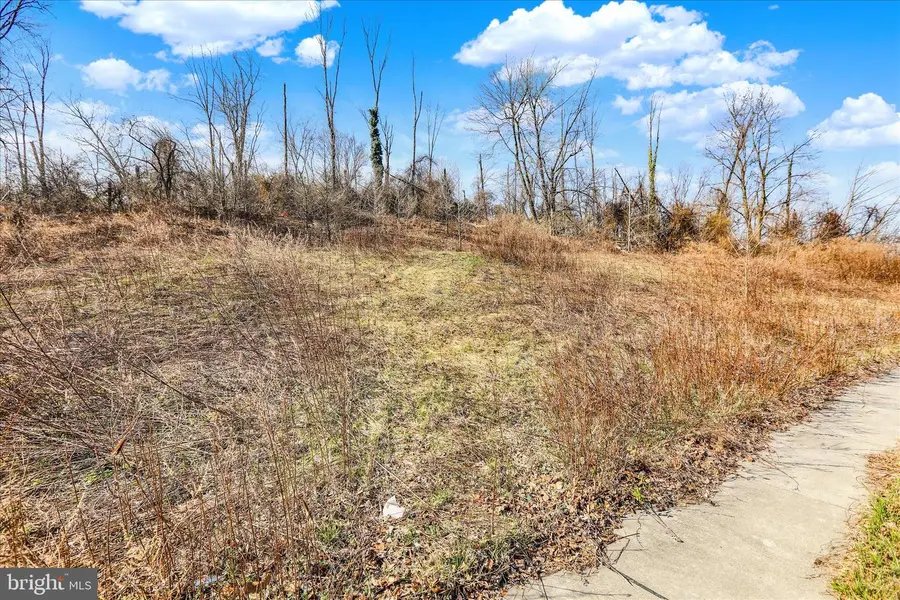 255 Isabella Ct, Reading, PA 19605 - #3