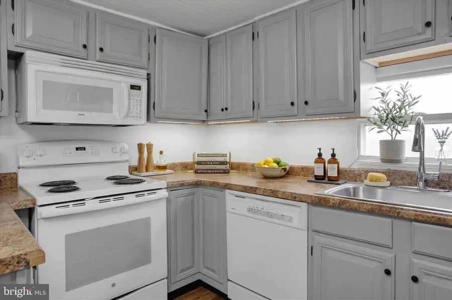 91 Lower Loop Rd, Leesport, PA 19533 - #3