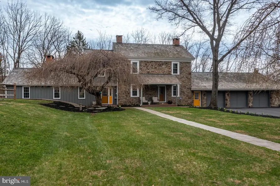 566 Scenic Dr, Bernville, PA 19506 - #3