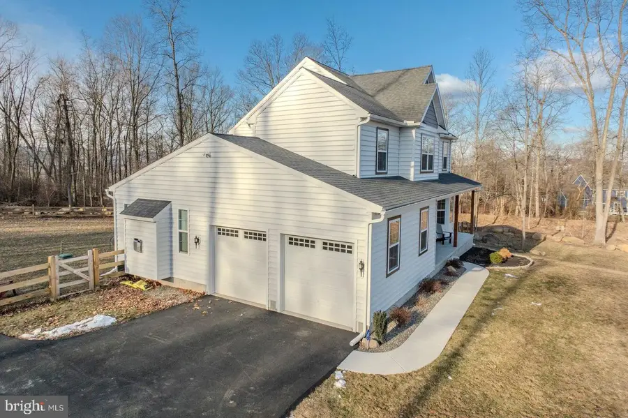 318 Douglass Dr, Douglassville, PA 19518 - #3