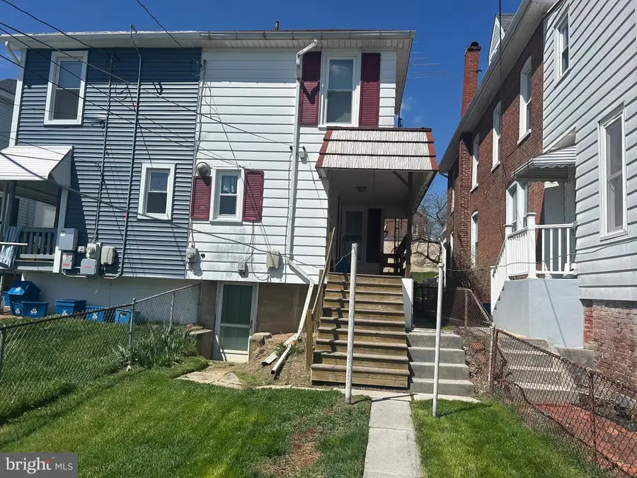 258 E Walnut St, Kutztown, PA 19530 - #3