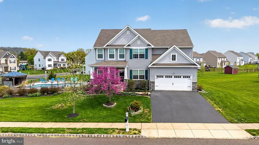 34 Furlong Rd, Douglassville, PA 19518 - #2