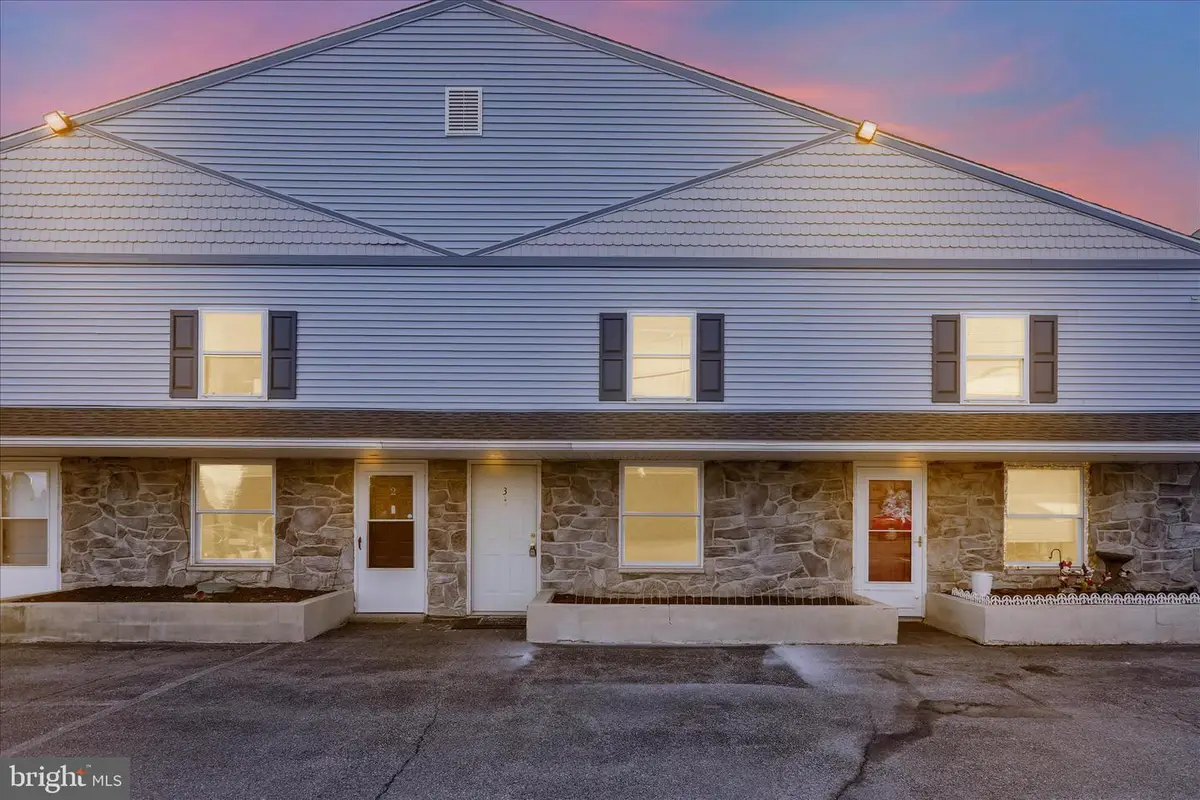 709 Hill Rd #3, Wernersville, PA 19565 - #1