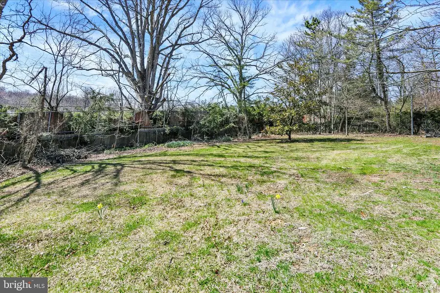 211 Orchard Rd, Fleetwood, PA 19522 - #3