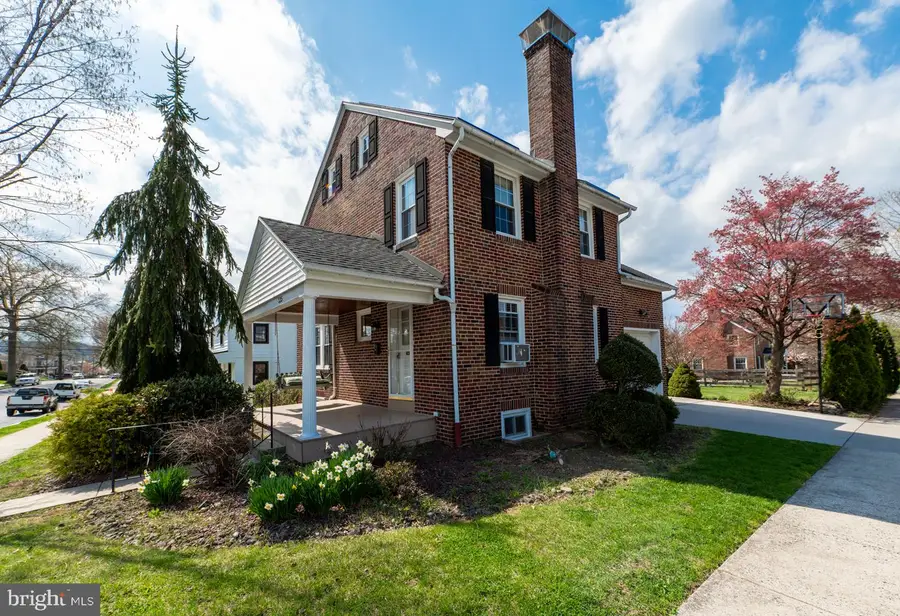 235 Pennsylvania Ave, Shillington, PA 19607 - #3