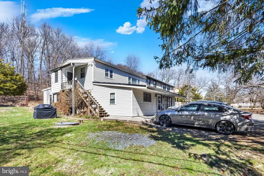 24 Tulip Ln, Fleetwood, PA 19522 - #2