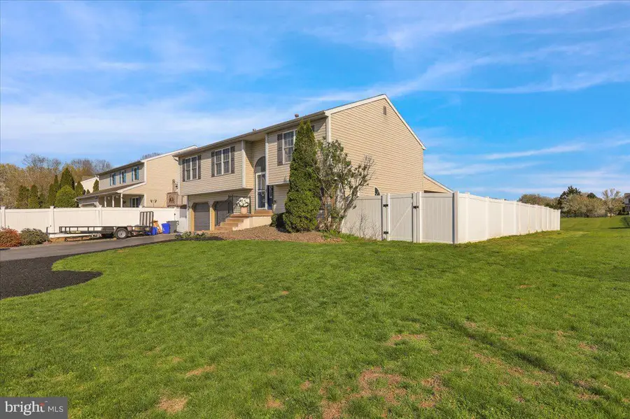 4340 Sutton Cir, Reading, PA 19606 - #3