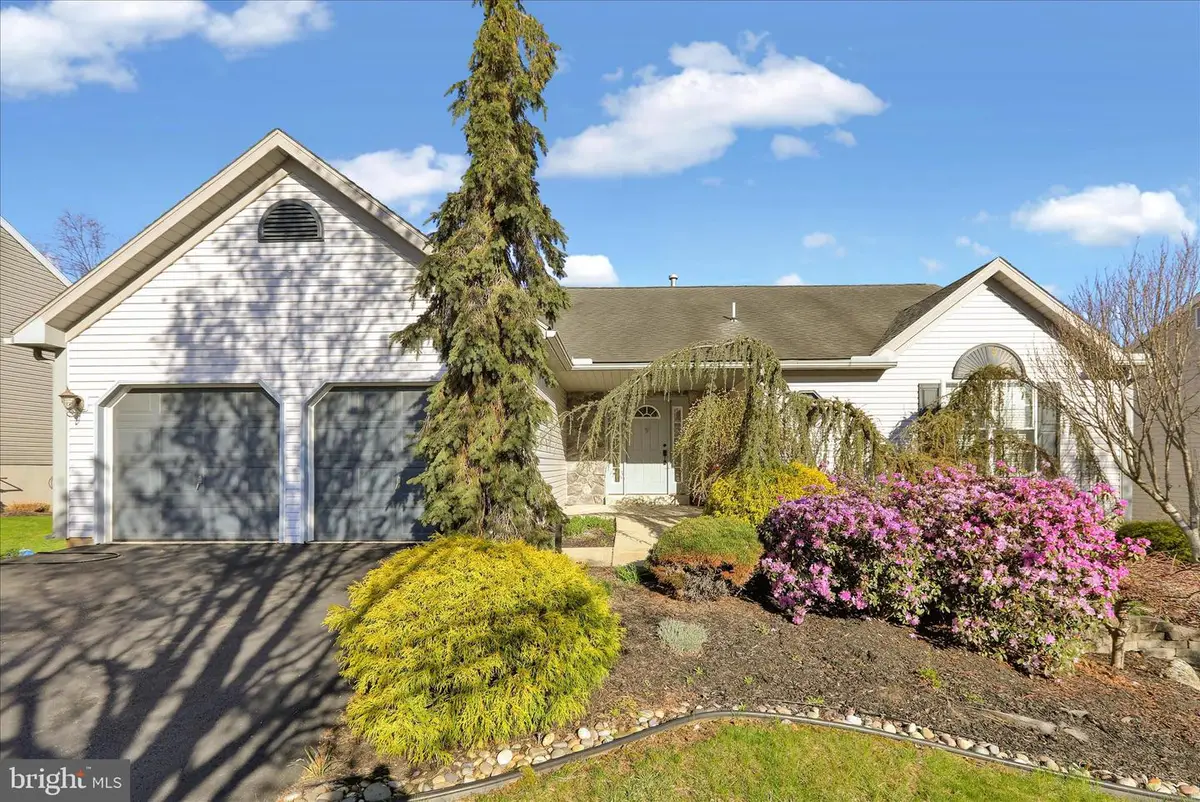 18 Bowes Lane, Reading, PA 19606 - #1