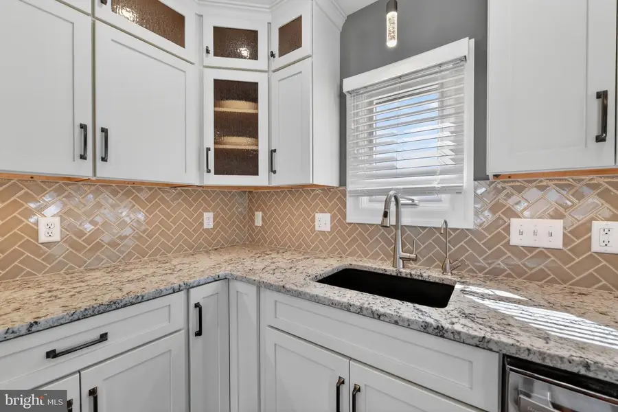 524 Harding Ave, Shillington, PA 19607 - #2