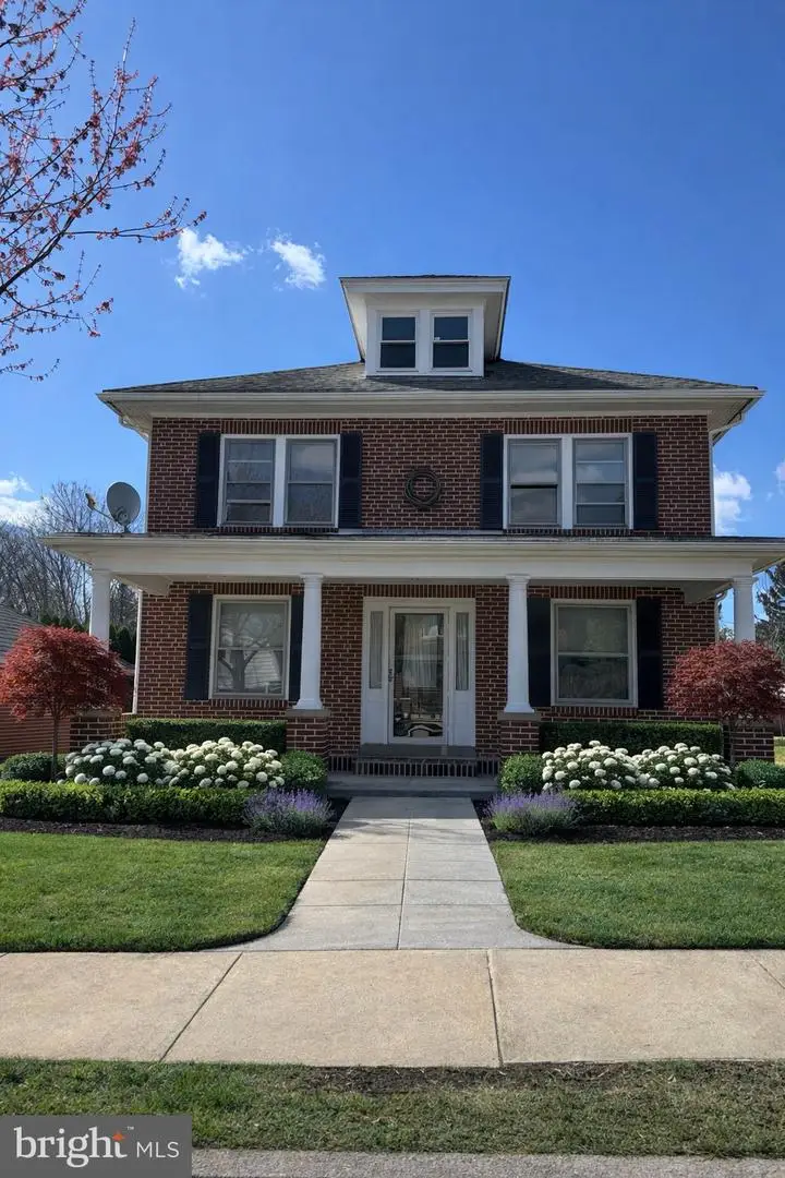 26 Bucks St, Wernersville, PA 19565 - #1