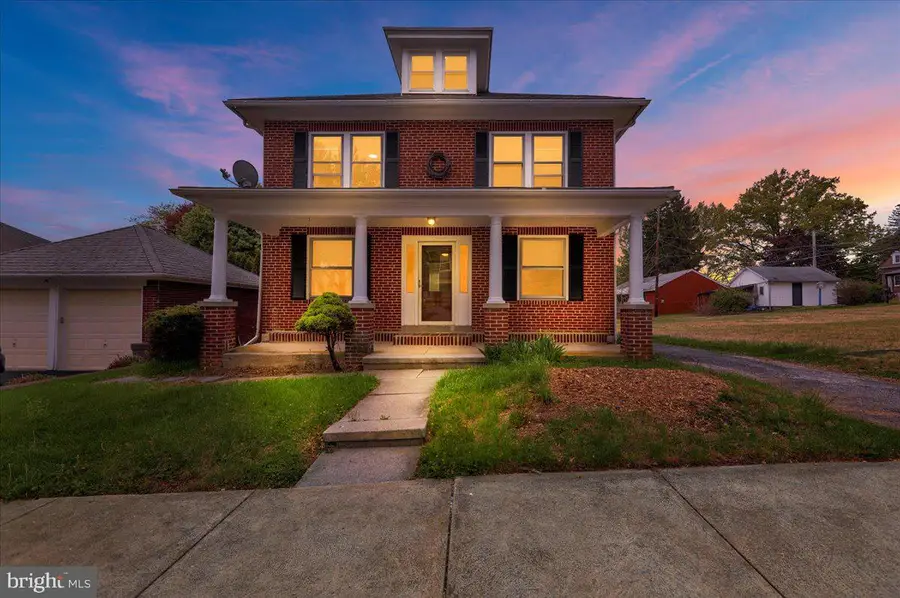 26 Bucks St, Wernersville, PA 19565 - #2