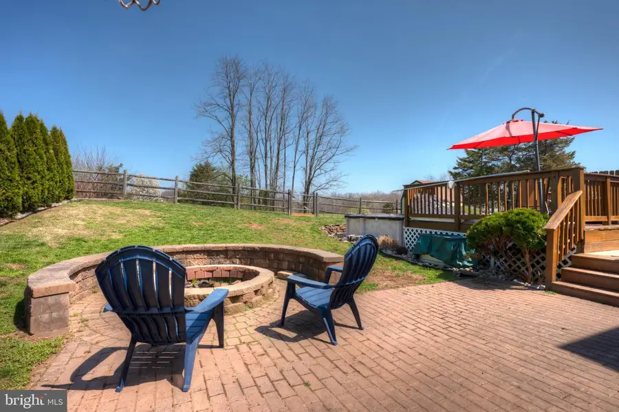 216 Crystal Cir, Birdsboro, PA 19508 - #3