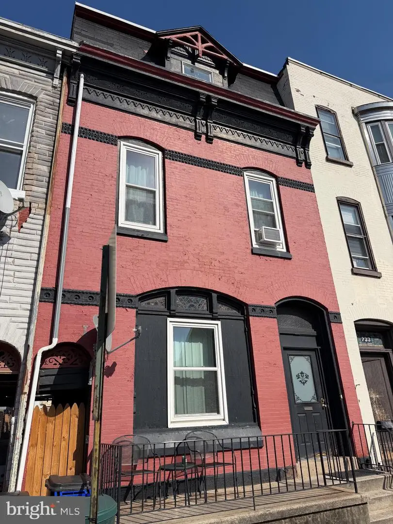 735 N 9th St, Reading, PA 19604 - #2