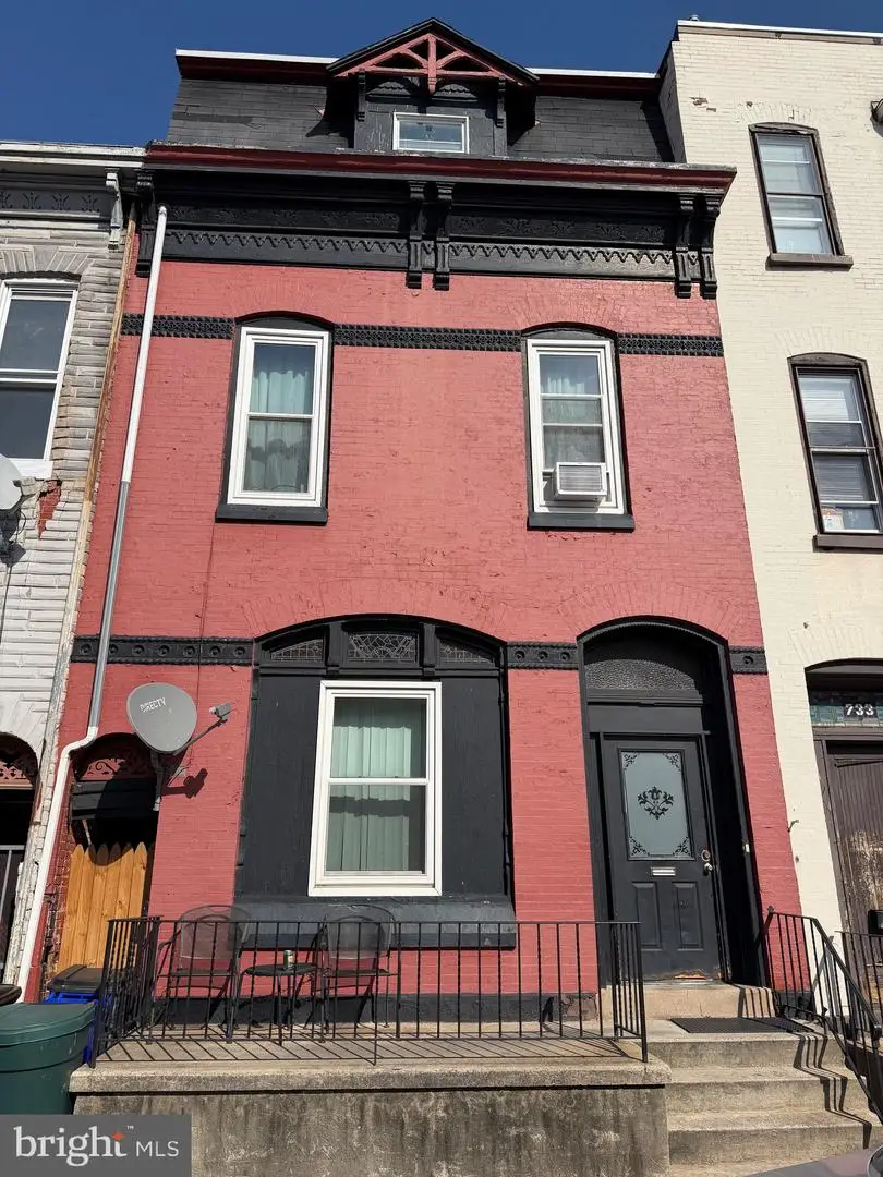 735 N 9th St, Reading, PA 19604 - #3