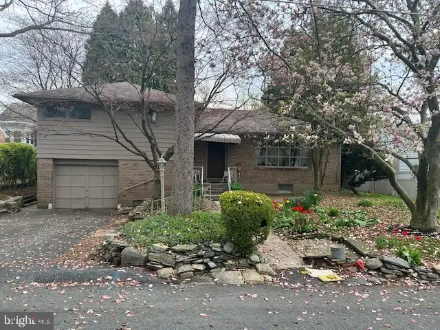 29 Keppel Ave, Reading, PA 19609 - #1