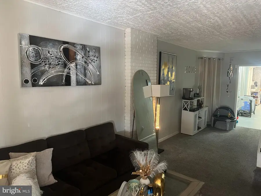 523 Linden St, Reading, PA 19604 - #3