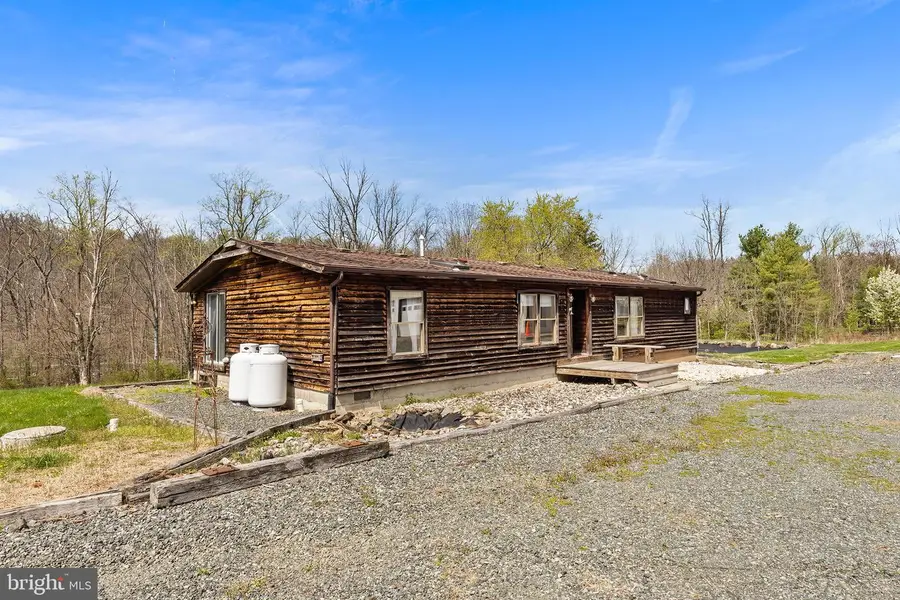 335 Weinsteiger Rd, Bechtelsville, PA 19505 - #2