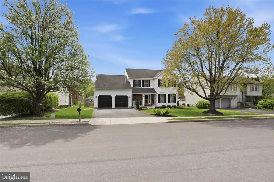 3 Sharon Ln, Wernersville, PA 19565 - #2