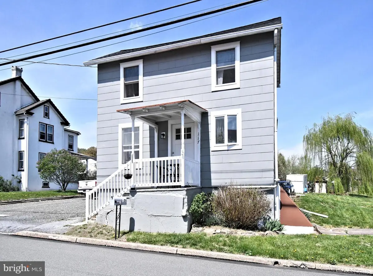 117 N Church St, Bally, PA 19504 - #1
