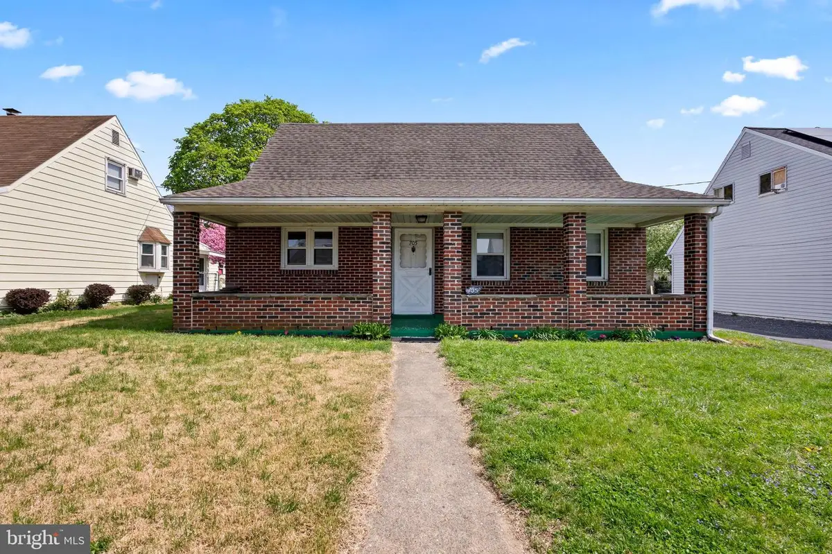 705 Hartman Ave, Temple, PA 19560 - #1