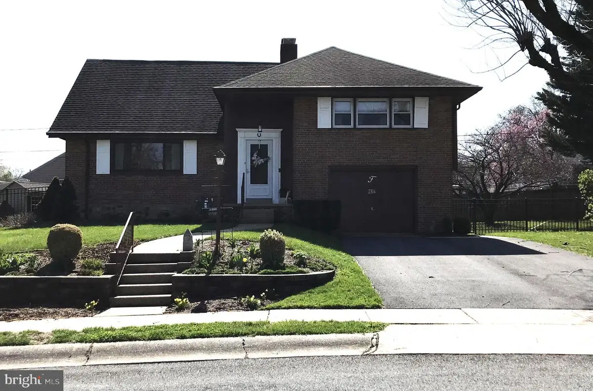 2304 Wassner Dr, Reading, PA 19609 - #1