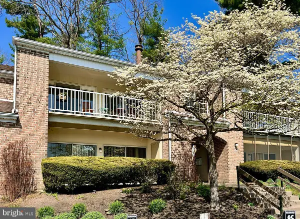6-a Olympic Dr, READING, PA 19607
