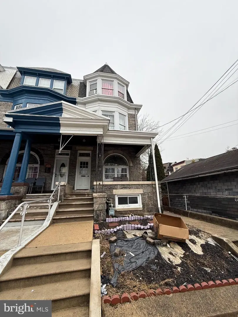911 N Front St, Reading, PA 19601 - #1