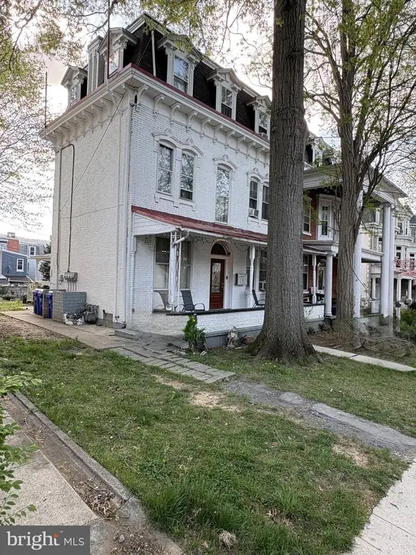 921 N 3rd St, READING, PA 19601