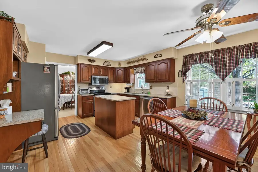 1747 Colony Dr, Wyomissing, PA 19610 - #3