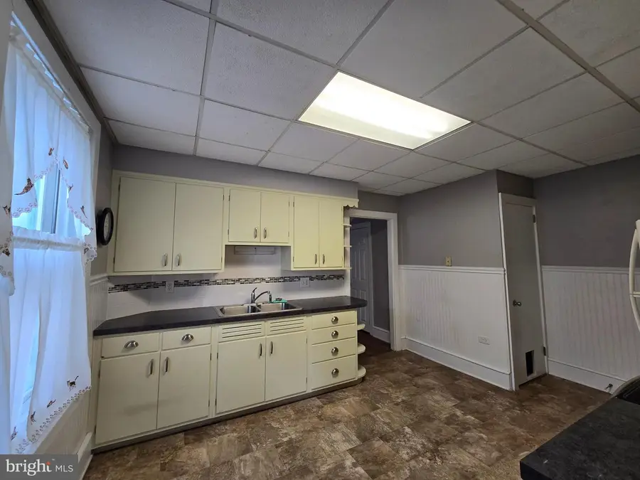 43 E 2nd St, Boyertown, PA 19512 - #2