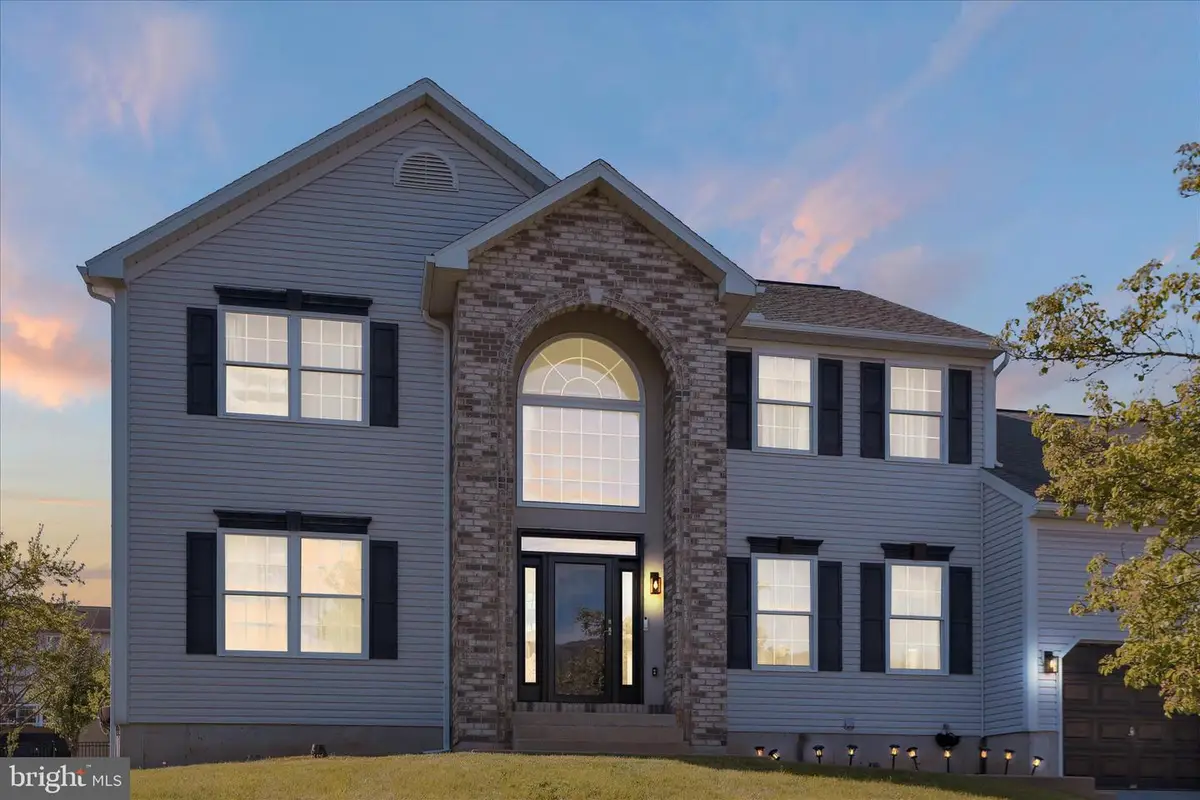 36 Hayden Cir, Reading, PA 19606 - #1