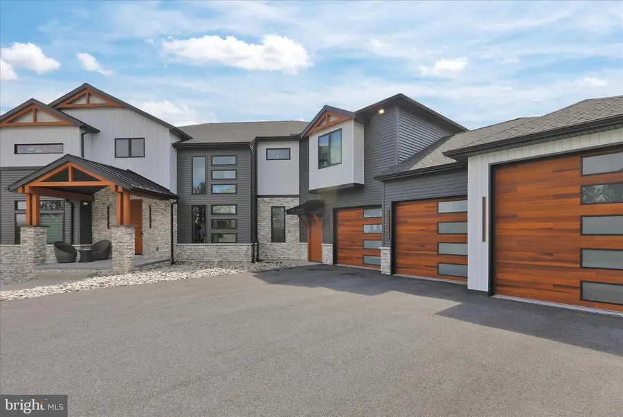 1064 Rick Rd, Reading, PA 19605 - #2