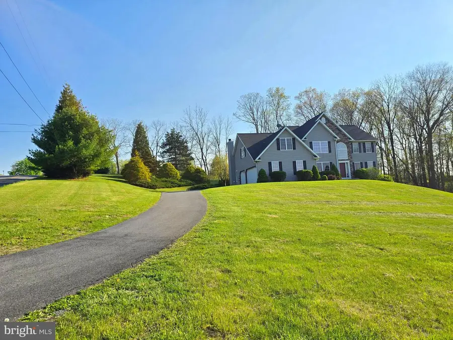 861 Dunkels Church Rd, Kutztown, PA 19530 - #3