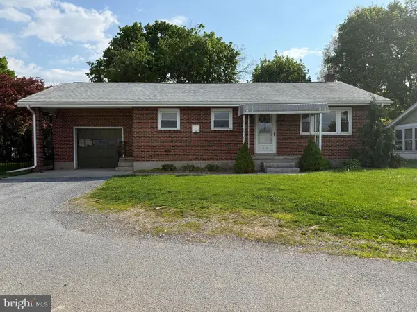 328 E Penn Ave, ROBESONIA, PA 19551