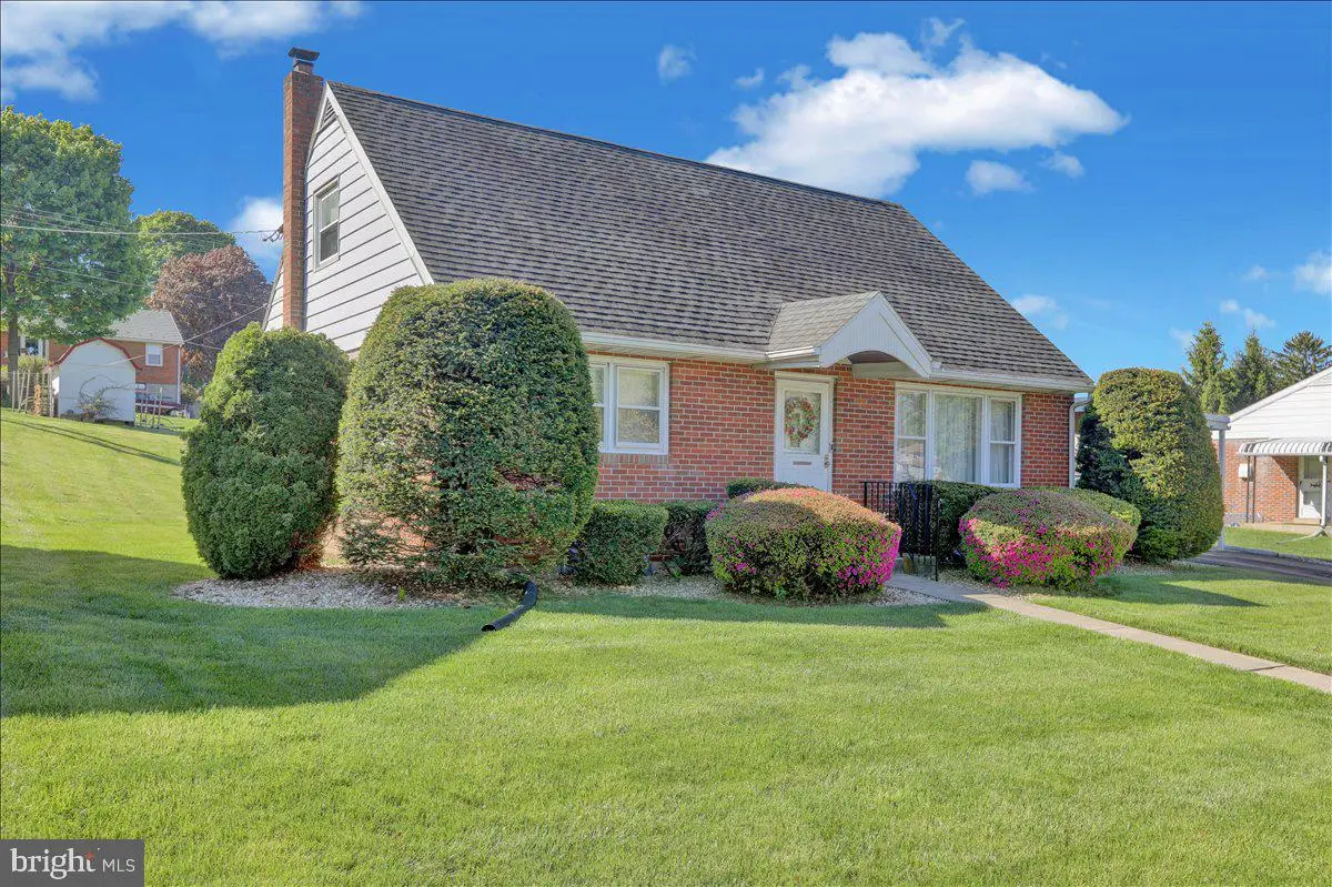 836 Rhodora Ave, Reading, PA 19605 - #1