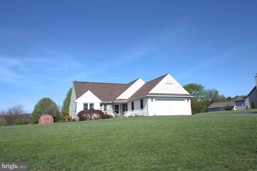3 Sholly Dr, Hamburg, PA 19526 - #2