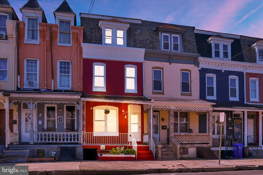 202 W Green St, Reading, PA 19601 - #2