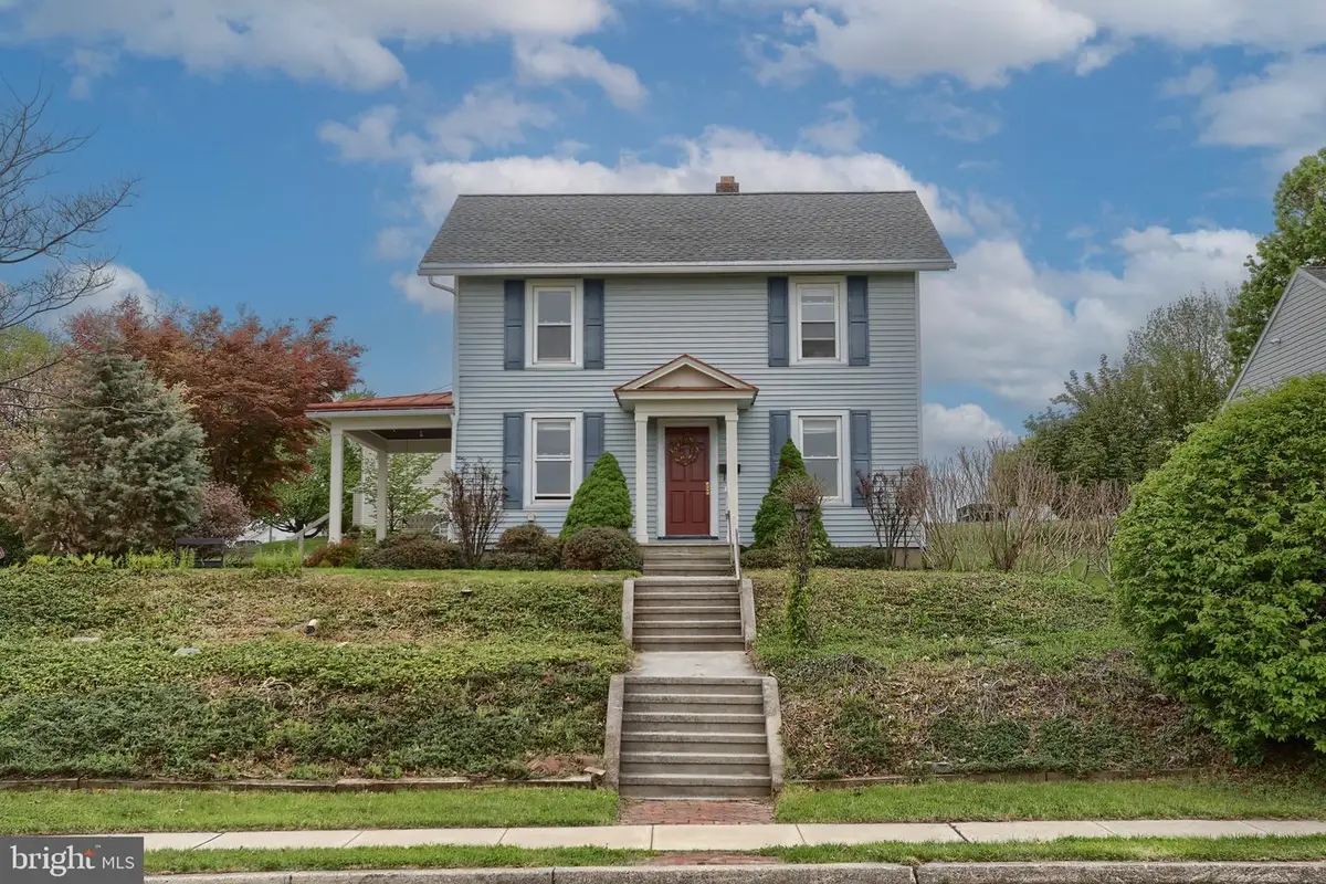 116 Pine St, Wernersville, PA 19565 - #1
